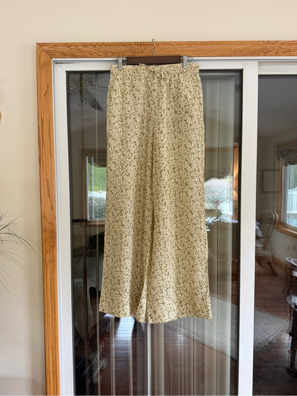 Peony Swimwear (Australia) Linen Wide-Leg Floral Pants